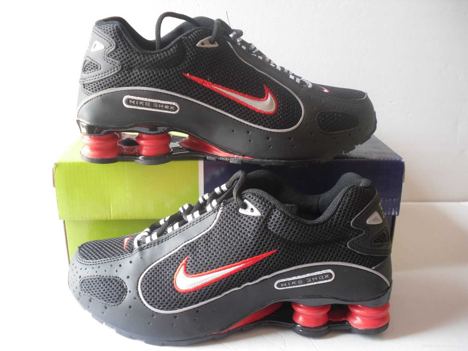 Rouge Et Noir Nike Shox R4 Demons